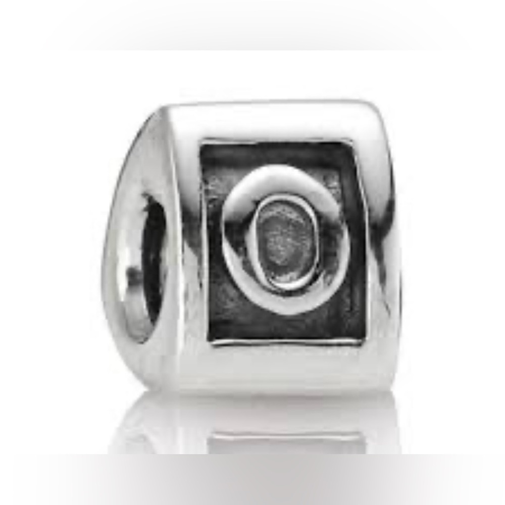 Authentic Pandora Retired Letter ‘O’ 925 Ale Sterling Silver Charm
